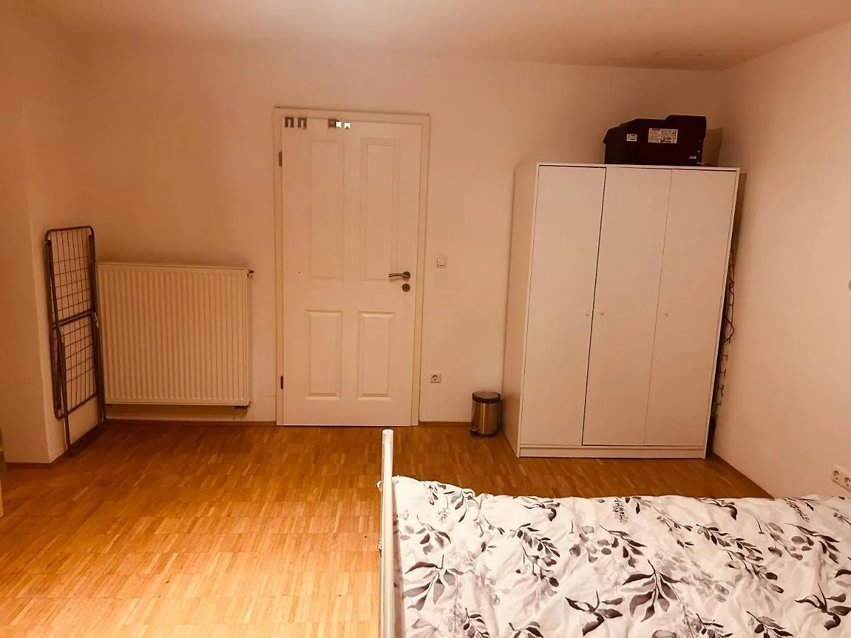 Homestay Theresienstrasse 83 Munich Germany
